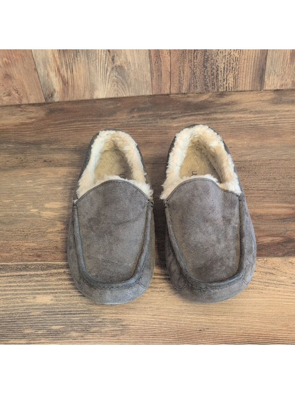 UGG Men's Austrailian Brown Suede Slip-Ons 5775 Ascot Slippers 8 M347